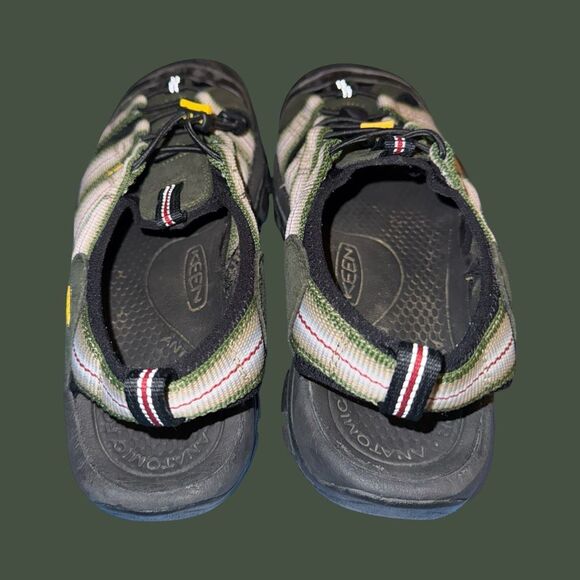 Men’s Keen Newport H2 Forest/Sand Sandals Size 9 - Picture 4 of 10